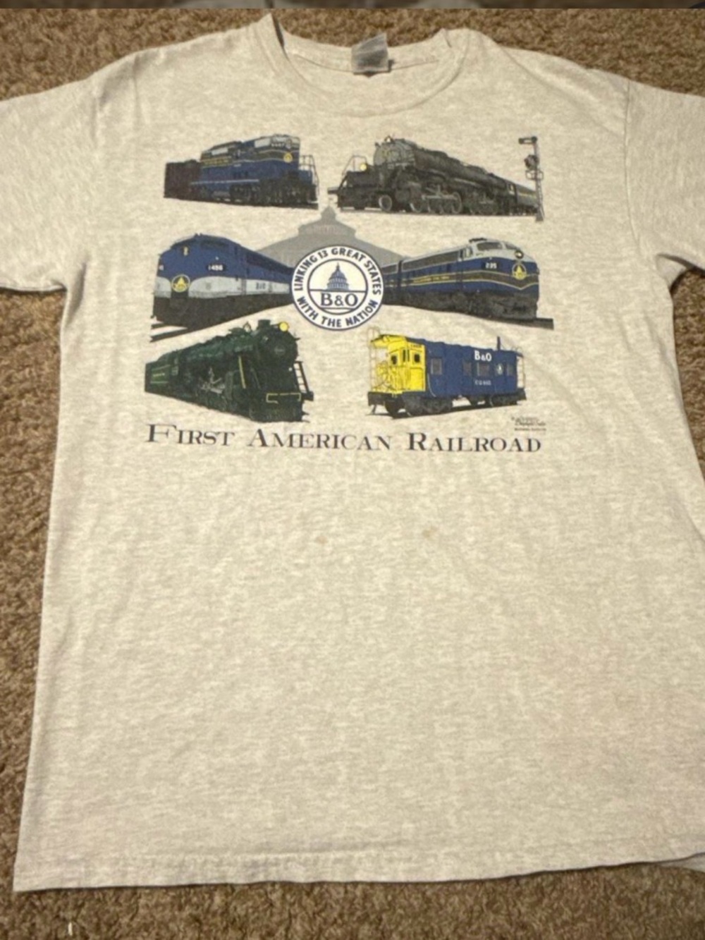 Gildan Light Gray 'First American Railroad' Train Graphic Tee